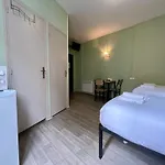 Residences Saint Pierre Aparthotel Lurdy